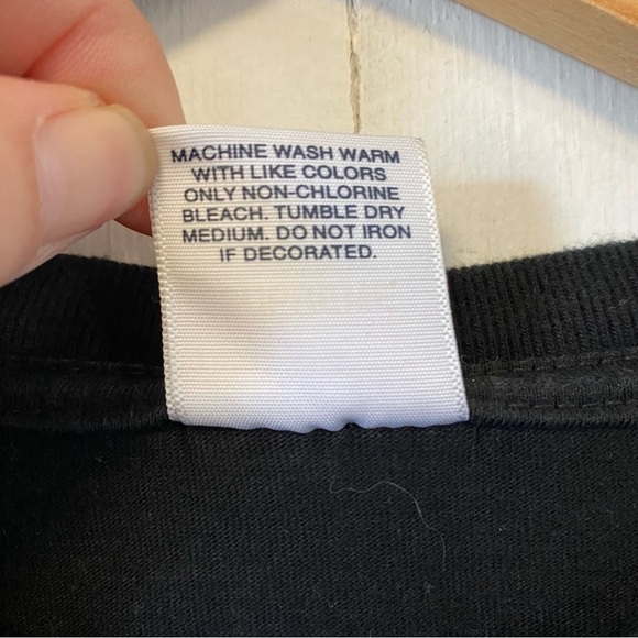 Supreme Spellout T-Shirt Black Red Graphic Tee Short Sleeve 20th Mens Medium - Picture 8 of 8